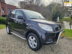Daihatsu Terios - 1.5-16v Explore 2WD AUTOMAAT