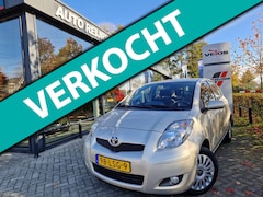 Toyota Yaris - 1.3 VVTi Aspiration/1e EIGENAAR/TREKHAAK/AUTOMAAT/AIRCO