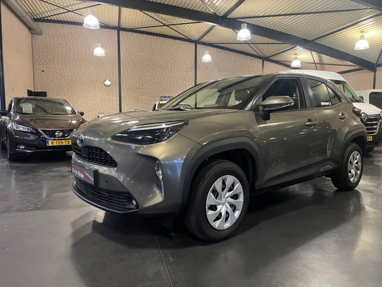 Toyota Yaris - 1.5 Hybrid Active 1.5 HYBRID ACTIVE - AutoWereld.nl