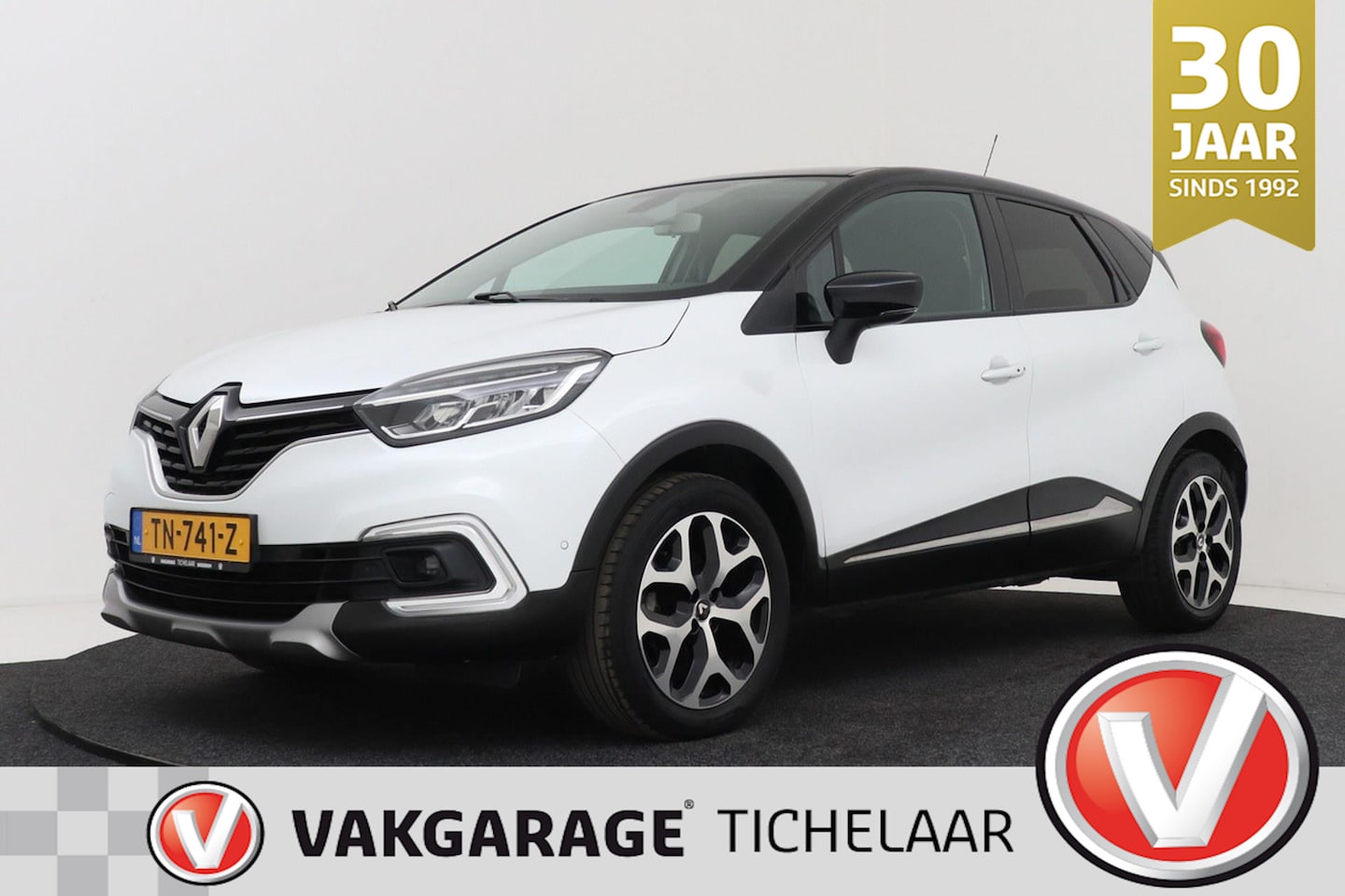 Renault Captur - 1.2 TCe Intens | Trekhaak | CarPlay | Camera | Navigatie | Climate Control | - AutoWereld.nl