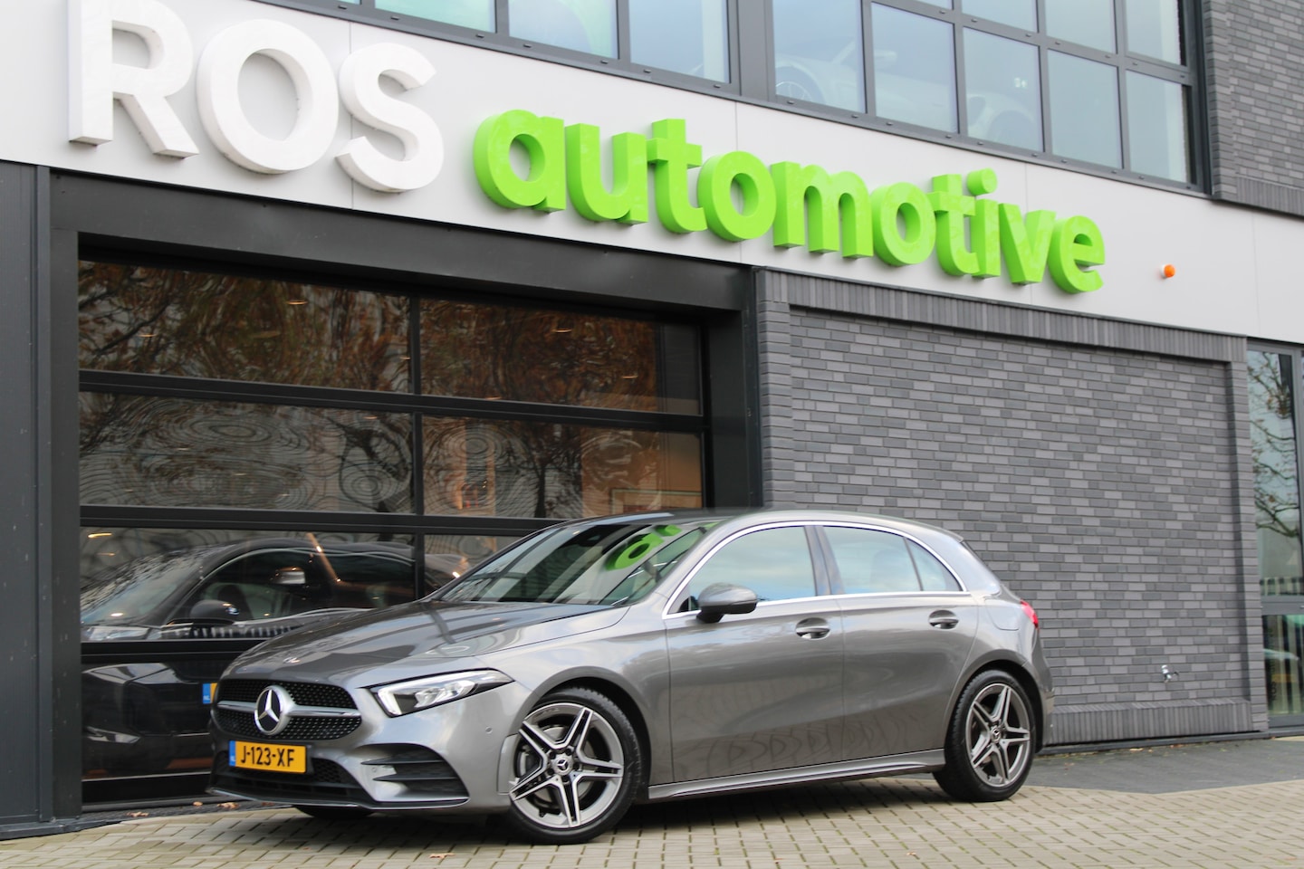 Mercedes-Benz A-klasse - 180 Business Solution AMG | NAP | CAMERA | CARPLAY | STOELVERW | AMG-LINE - AutoWereld.nl