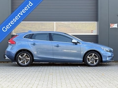 Volvo V40 - 2.0 D2 R-Design D4tune 190pk Navi Leder Trekhaak