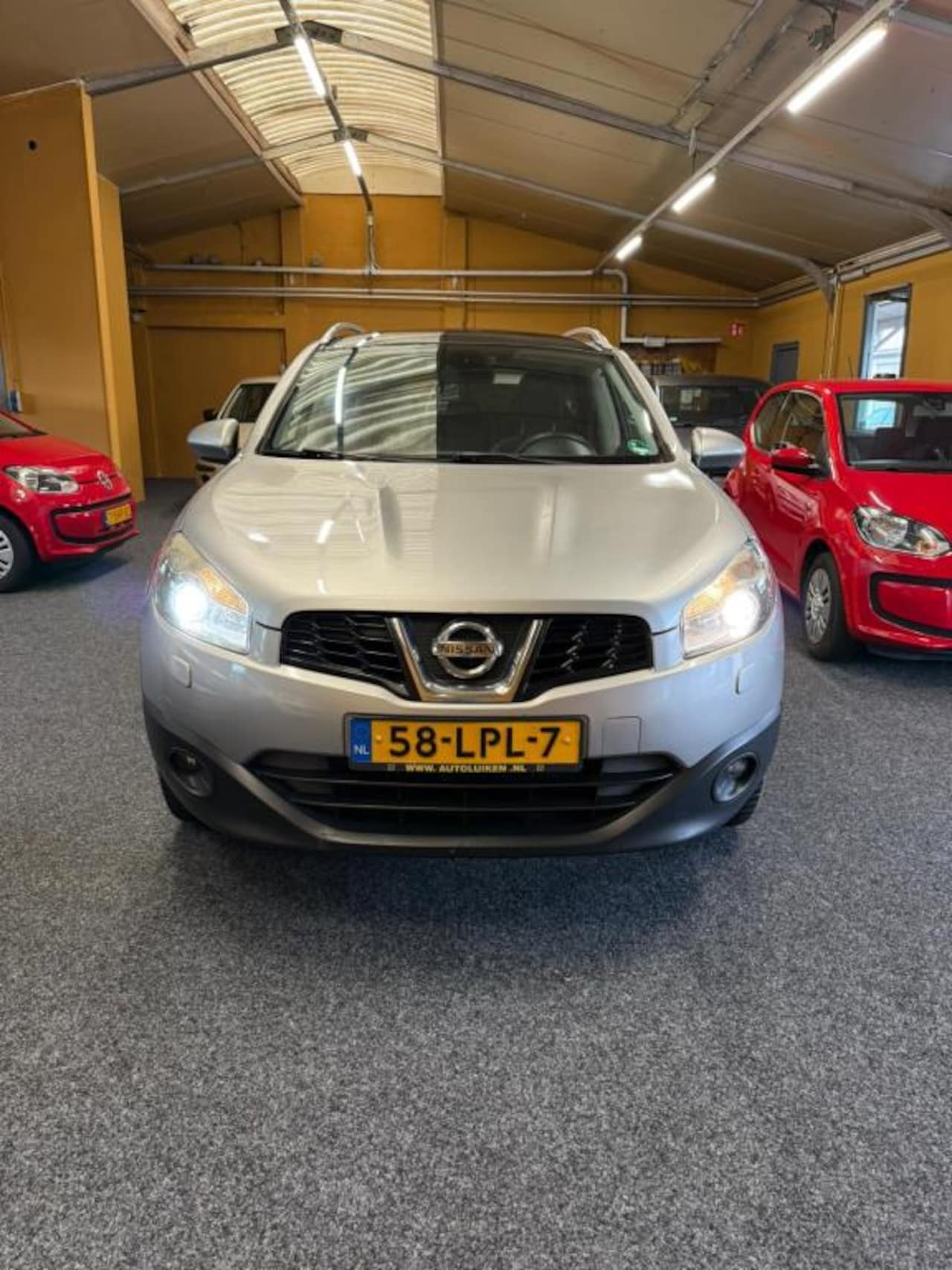 Nissan Qashqai+2 - 2.0 Tekna&7 ZITS&PANO&TREKHAAK&PARKEER CAMERA&STOEL VERWARMING&KEY LESS ENTRY - AutoWereld.nl
