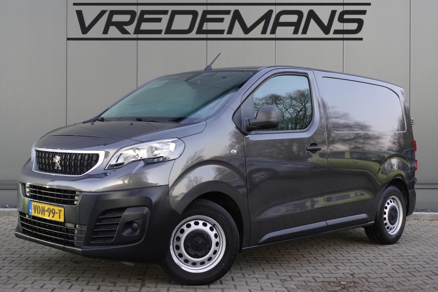 Peugeot Expert - 1.5 BlueHDI 100 Compact Premium 1.5 BlueHDI 100 Compact Premium - AutoWereld.nl
