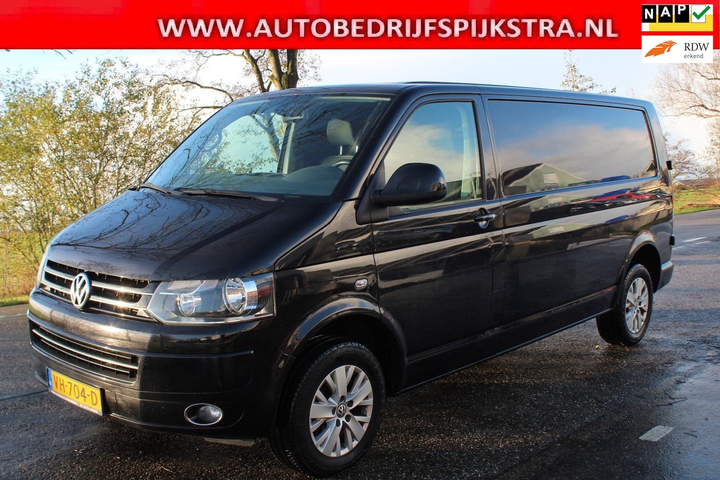 Volkswagen Transporter - 2.0 TDI L2 // KLIMA / NAVI / LMV // - AutoWereld.nl