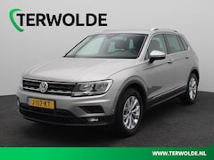 Volkswagen Tiguan - 1.5 TSI Comfortline Business | Navigatie | Parkeercamera | Trekhaak |