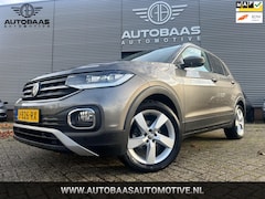 Volkswagen T-Cross - 1.5 TSI 150pk Style AUTOMAAT+NL-AUTO+1EIG+NAP+NAVI+TREKHAAK+STOELVERWARMING+KEYLESS+FULL L