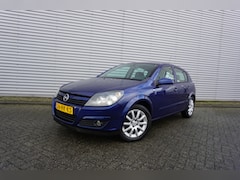 Opel Astra - 1.6 Enjoy Airco / Cruise / Elektr. ramen / Trekhaak / NAP