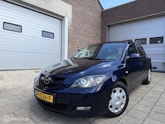 Mazda 3 - 3 1.6 S-VT Sense Executive