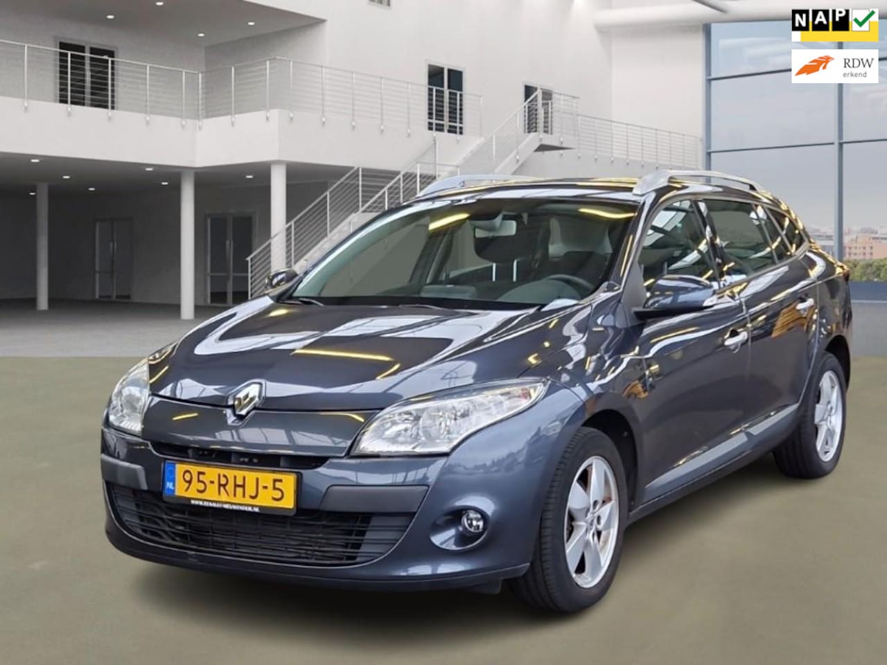 Renault Mégane Estate - 1.4 TCe Dynamique/AIRCO/CRUISE/NAVI - AutoWereld.nl