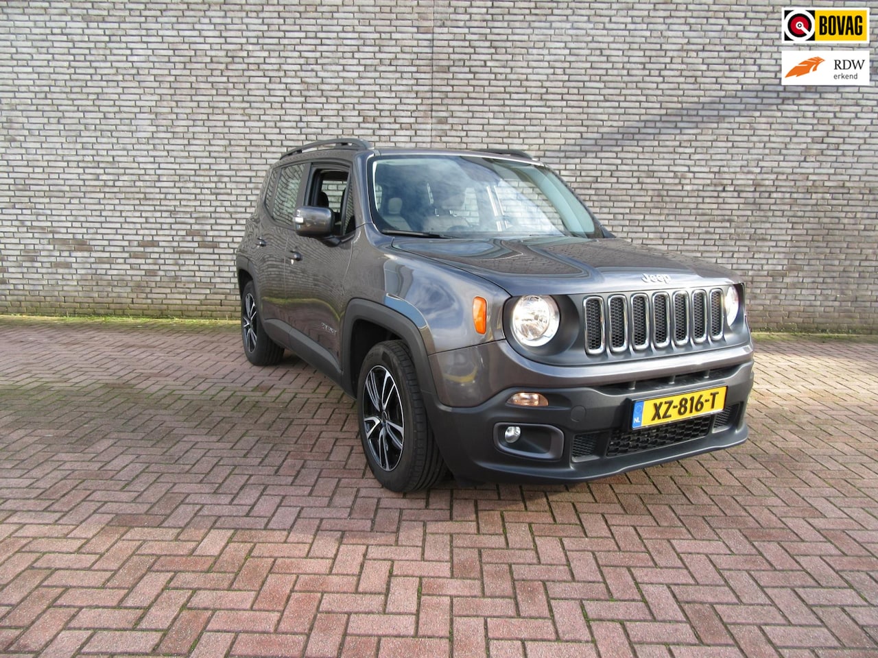 Jeep Renegade - 1.4 MultiAir Limited 1.4 MultiAir Limited - AutoWereld.nl