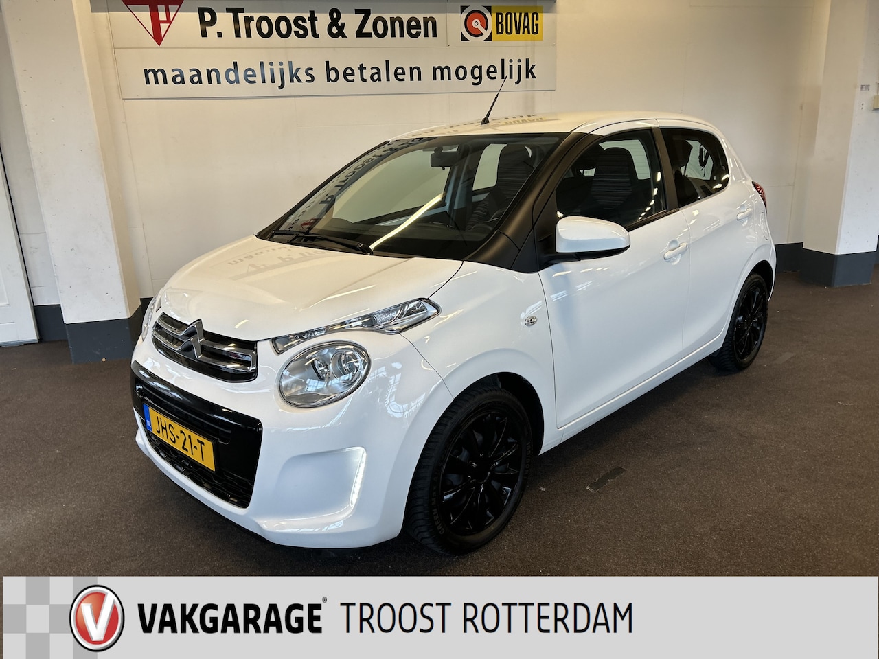 Citroën C1 - 1.0 VTi Shine | Achteruitrijcamera | Stoelverwarming | Apple carplay | Climate control | L - AutoWereld.nl