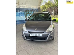 Renault Clio Estate - 1.2 TCE Special Line *MEENEEMPRIJS* Spotgoedkope Auto Waar Je Jaren Plezier Aan Zult Hebbe
