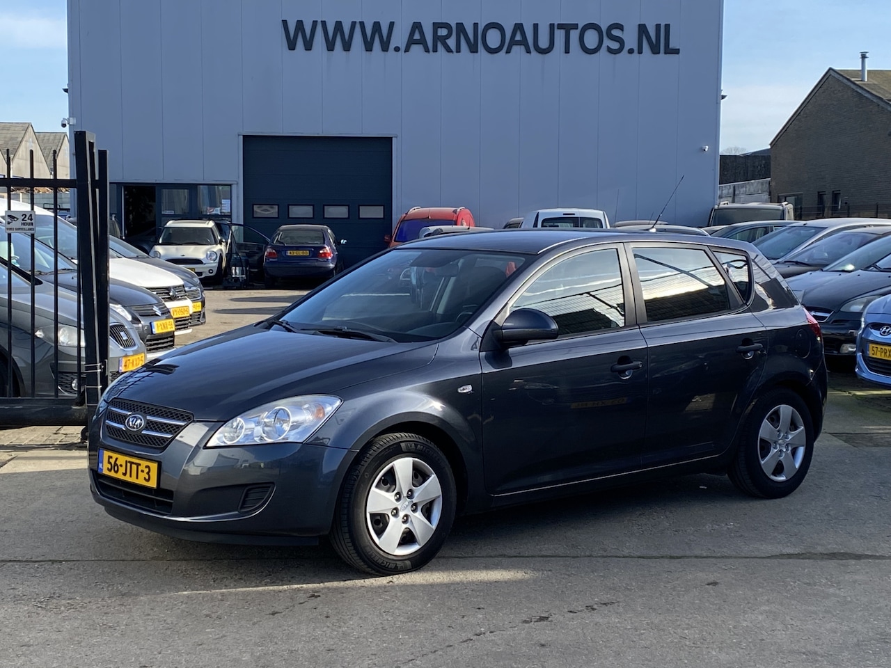 Kia Cee'd - 1.4 X-tra ISG 1.4 X-tra ISG 5-DEURS, AIRCO, ELEK-RAMEN, RADIO-CD-MP3, ISOFIX, AIRBAGS, CENT-VERGRENDELIN - AutoWereld.nl