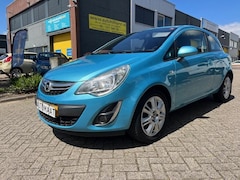 Opel Corsa - 1.4-16V Cosmo , Nederlandse auto volledige automaat van particulier vol optie's