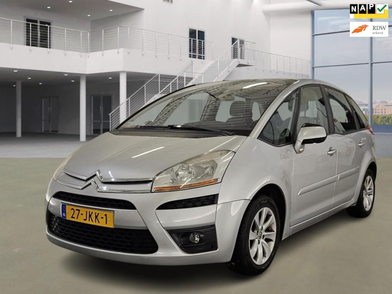 Citroën C4 Picasso - 2.0-16V Ambiance EB6V 5p./AUTOMAAT/AIRCO/CRUISE/PANO/PARKEERSENS ACHTER/TREKHAAK - AutoWereld.nl