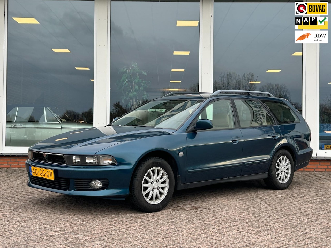 Mitsubishi Galant - 2.5 V6 - Origineel NL - NAP - Leder - Trekhaak - AutoWereld.nl