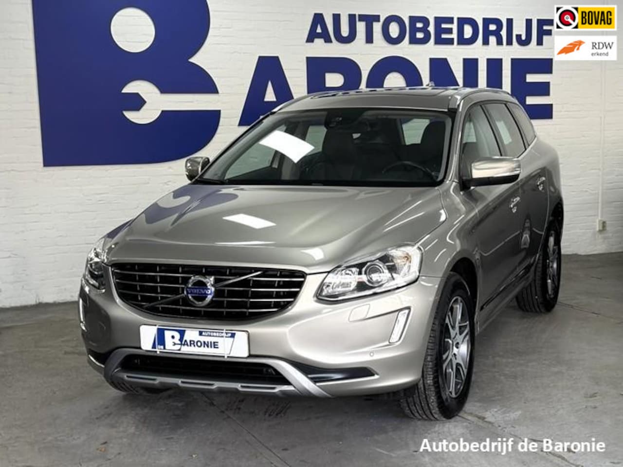 Volvo XC60 - 2.0 T5 FWD Summum 1e eigenaar, dealer onderhouden - AutoWereld.nl