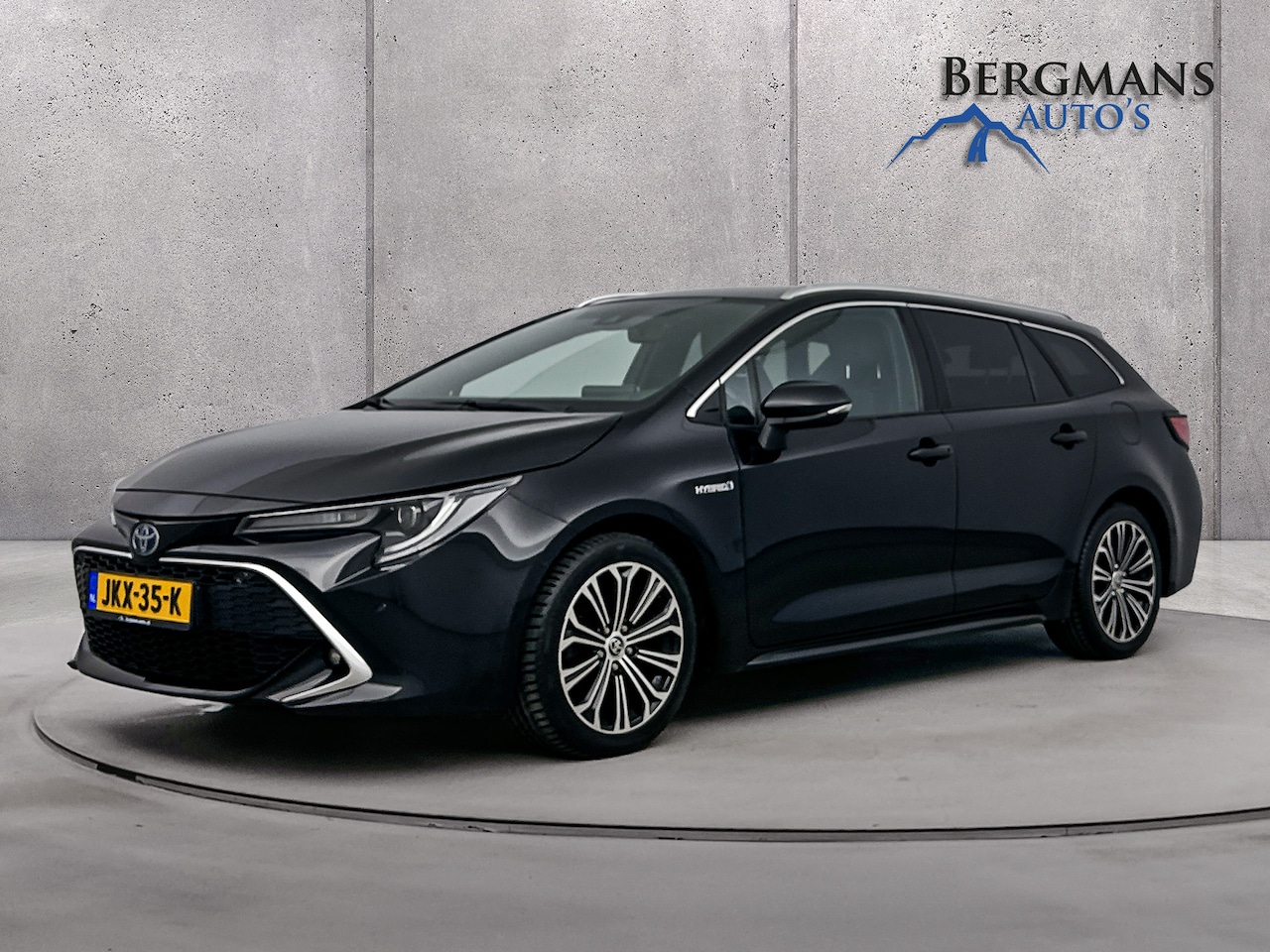 Toyota Corolla Touring Sports - - 1.8 Hybrid Executive // 1E EIGENAAR // STOELVERWARMING // - AutoWereld.nl