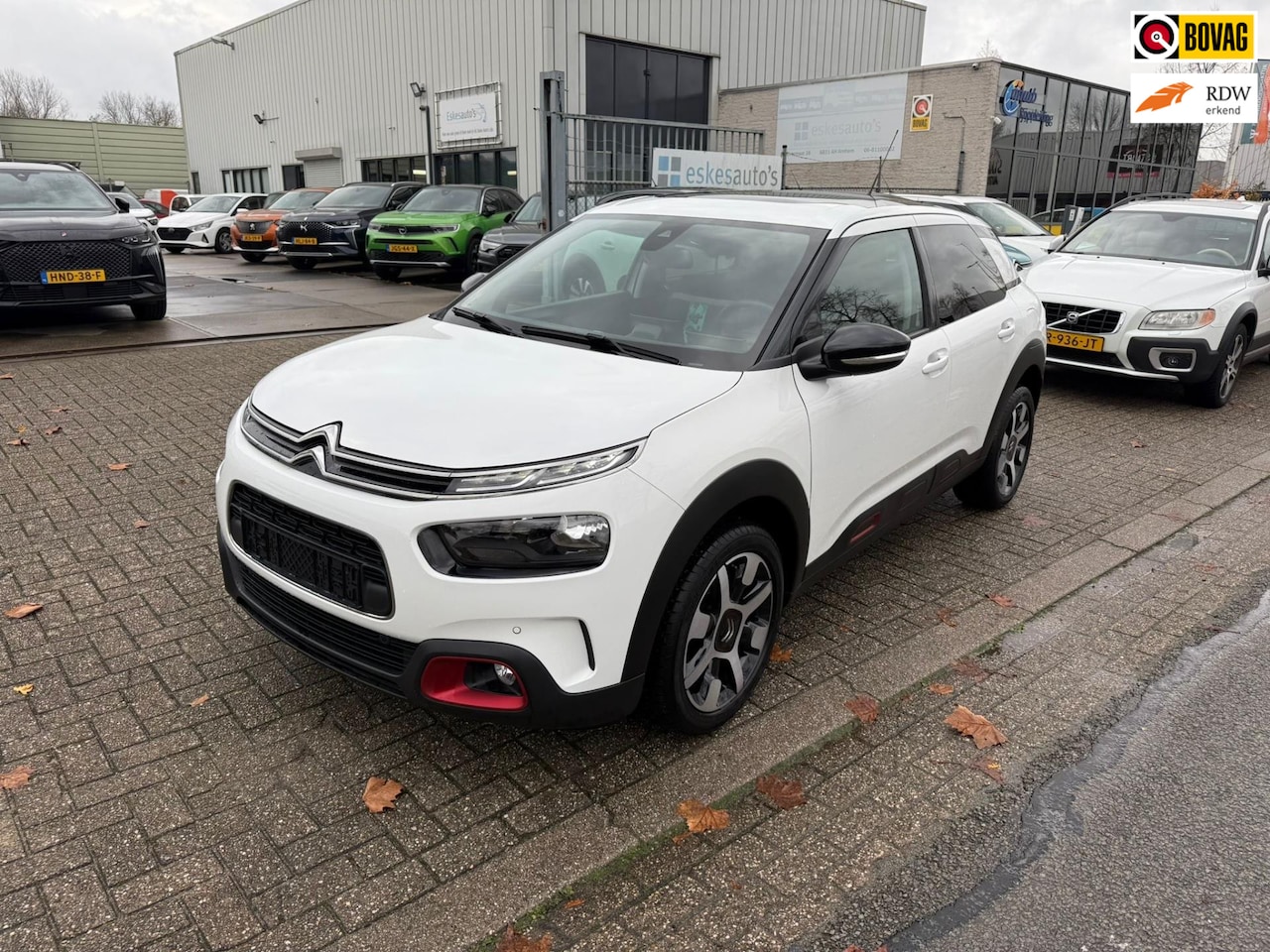 Citroën C4 Cactus - 1.2 PureTech Feel 1.2 PureTech Feel, Panodak, Navi, 12 mnd Garantie - AutoWereld.nl