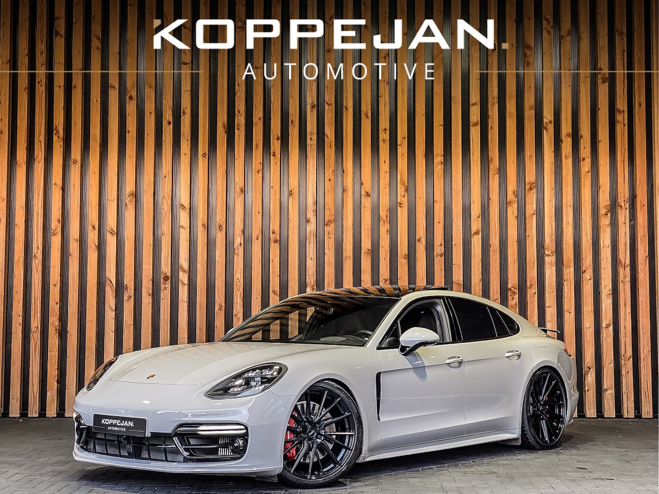 Porsche Panamera - 2.9 4 E-Hybrid | KRIJT GRIJS | SPORT CHRONO | VIERWIELBESTURING | CARBON | PANO | ALCANTAR - AutoWereld.nl