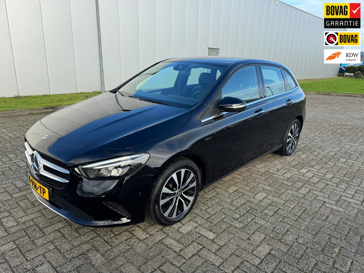 Mercedes-Benz B-klasse - 250 e Premium 250 e Premium , Hybride ,Automaat - AutoWereld.nl