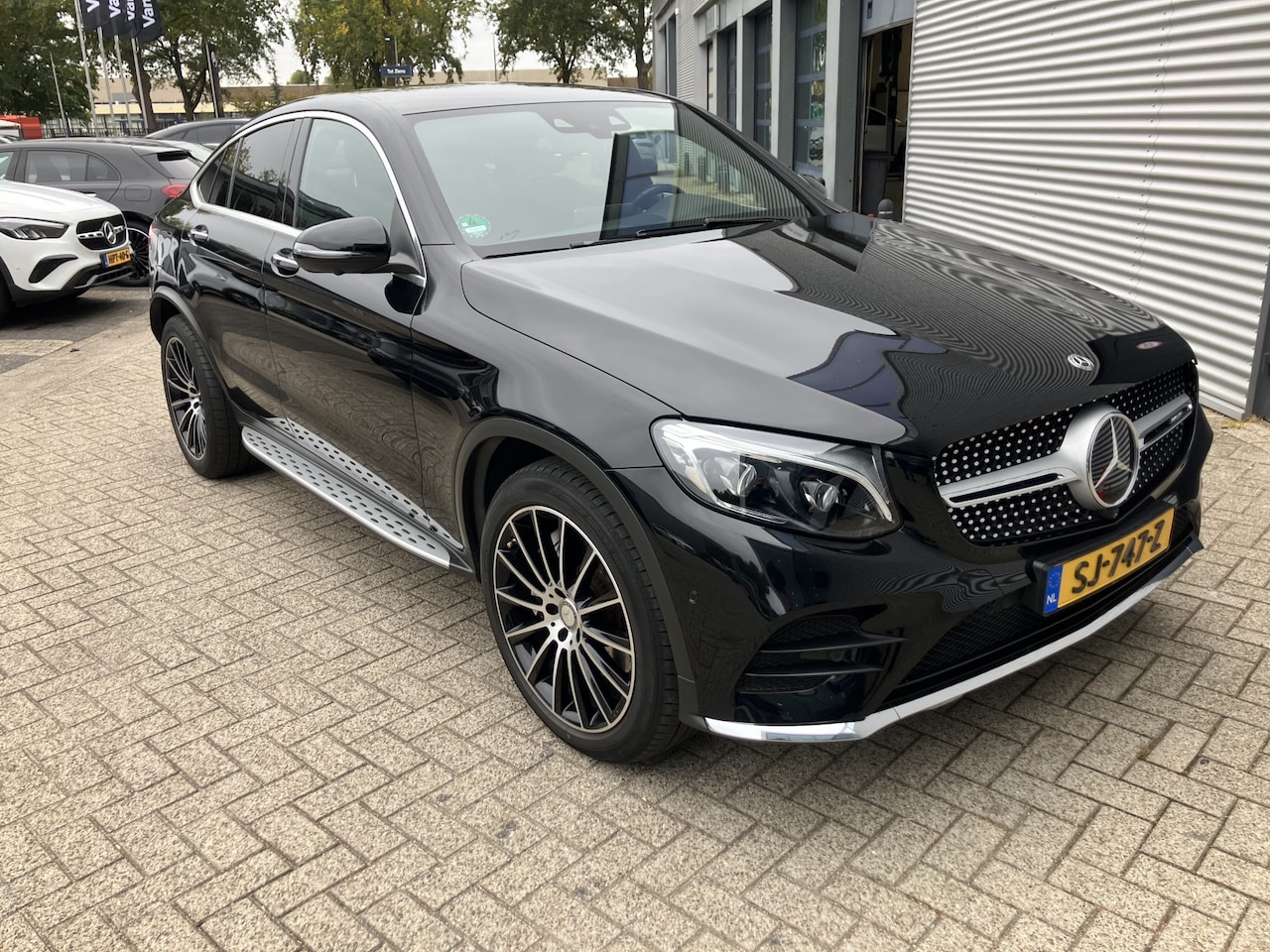Mercedes-Benz GLC-klasse Coupé - 250 4MATIC Premium Plus | 1E EIGENAAR | AUTOMAAT | SCHUIFDAK | NIEUW STAAT | BOMVOL | TREK - AutoWereld.nl