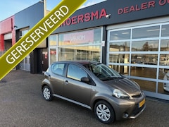 Toyota Aygo - 1.0 VVT-i Now 2 EIGENAAR *5 DEURS * AIRCO * 2013 * NW APK