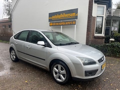 Ford Focus - 1.6-16V Futura