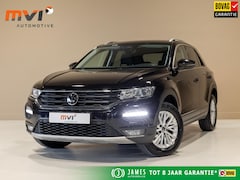 Volkswagen T-Roc - 1.0 TSI Style Business / 110pk / Achteruitrij camera / Virtual cockpit /