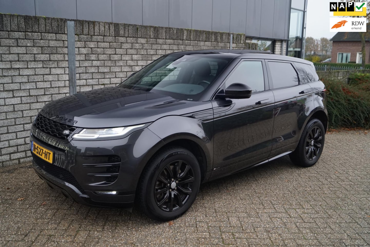 Land Rover Range Rover Evoque - 2.0 P200 AWD R-Dynamic Autom Leder Stoel/Stuurverw Panodak Navi Camera Clima Cruise 2x PDC - AutoWereld.nl