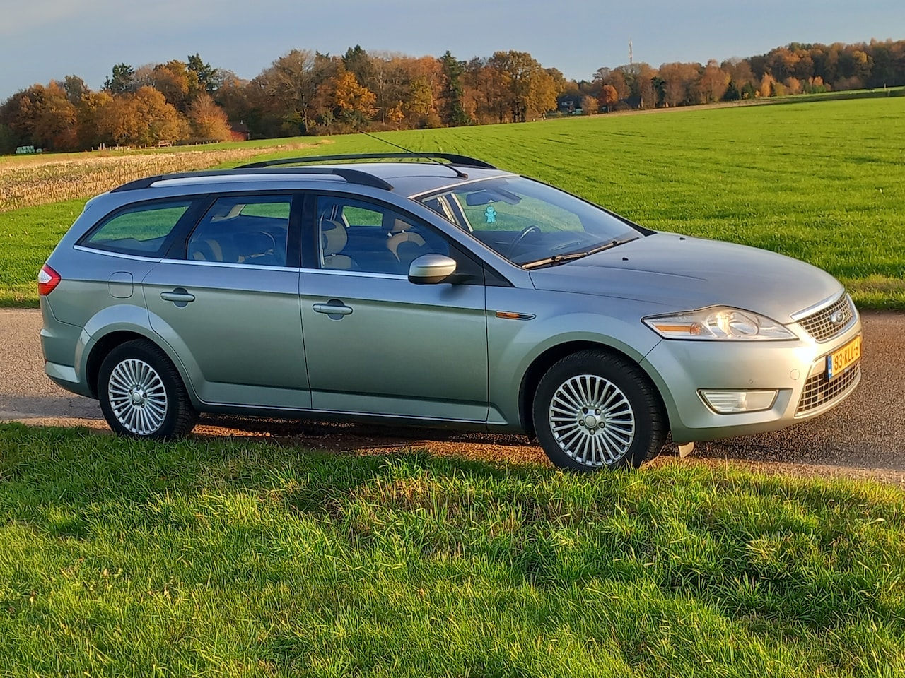 Ford Mondeo Wagon - 2.0-16V Titanium Trekhaak! NW APK! Alle Opties! - AutoWereld.nl