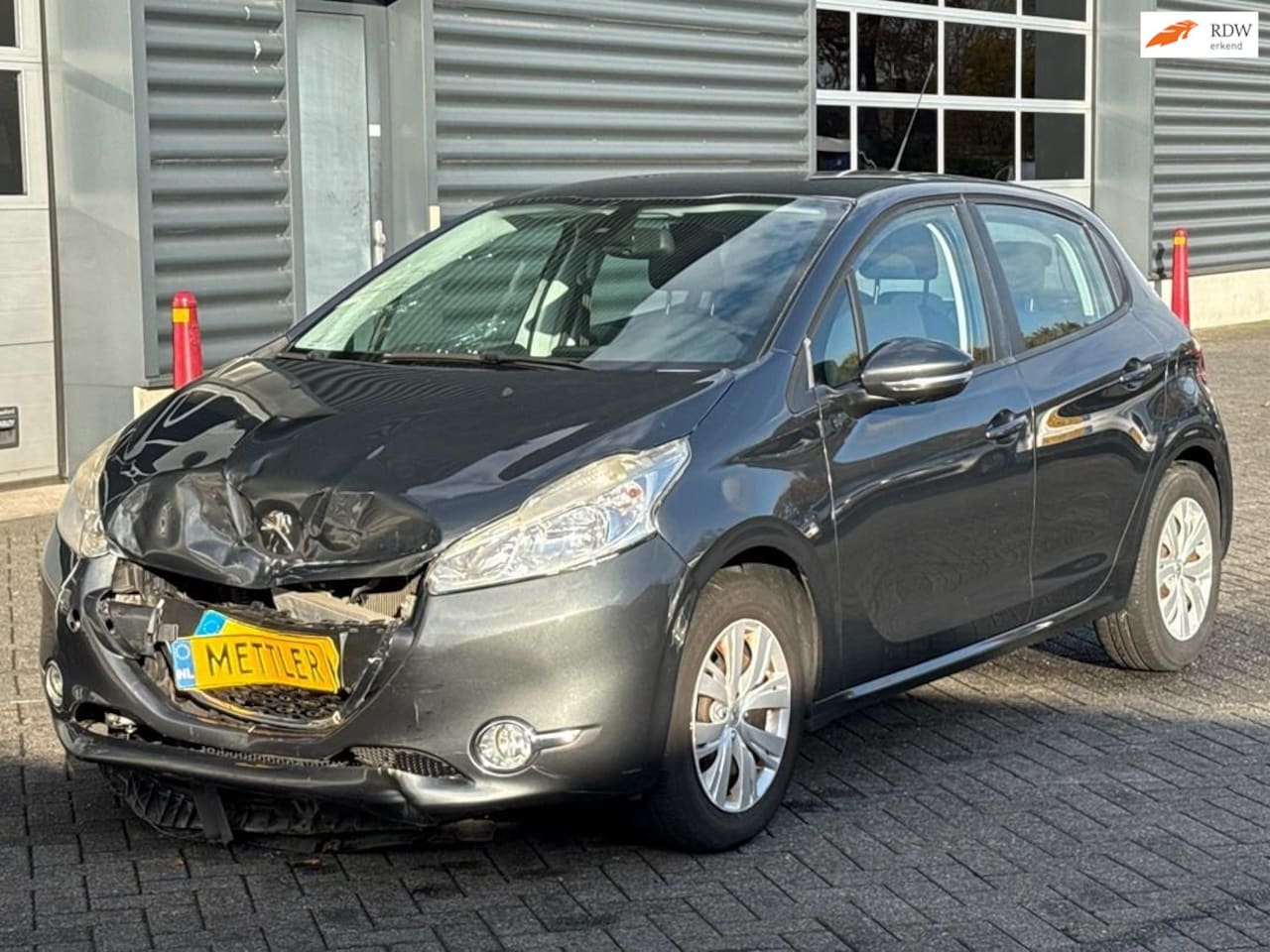 Peugeot 208 - 1.2 Vti Envy 1.2 VTi Envy, navigatie, cruise control - AutoWereld.nl