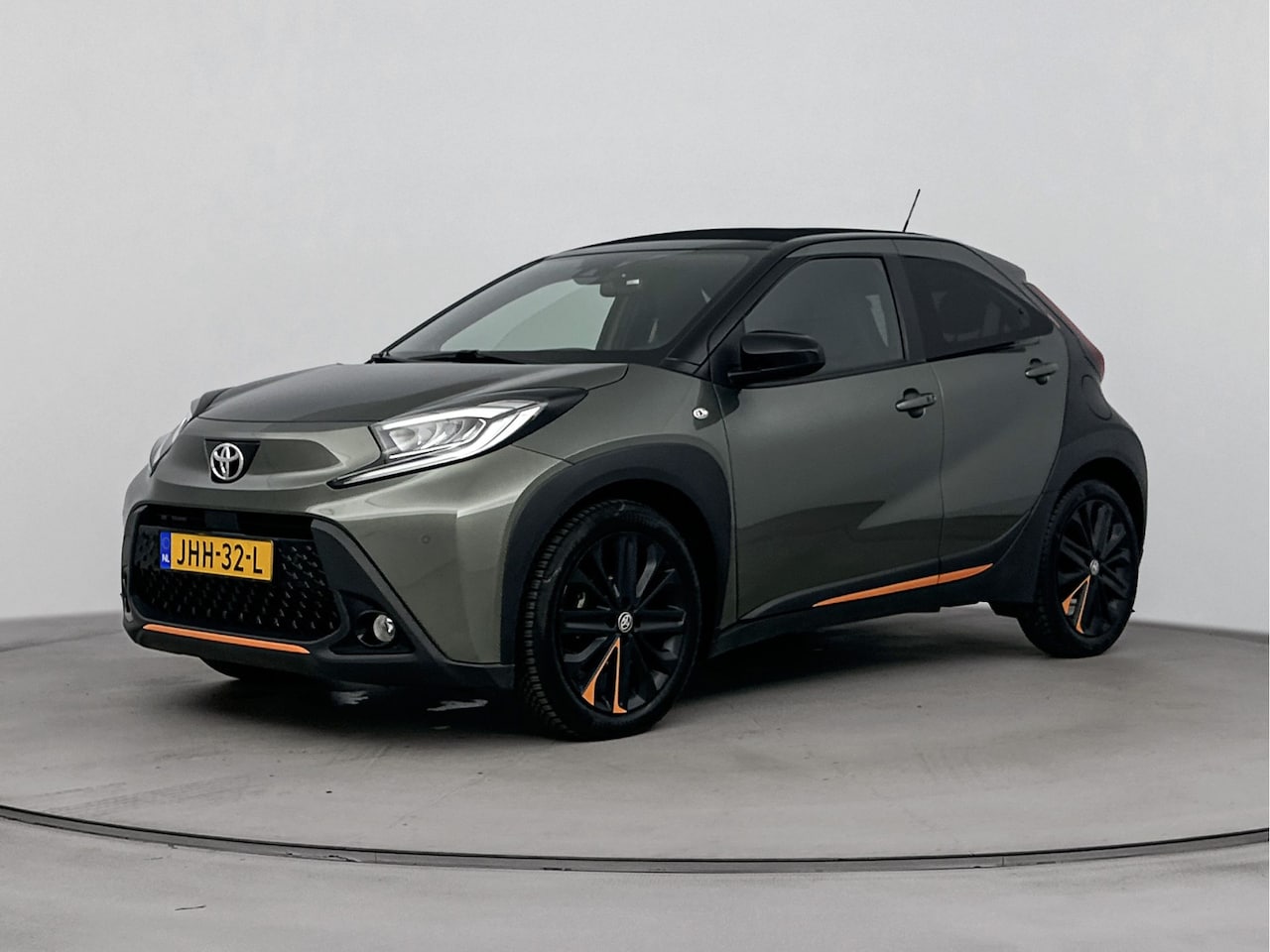 Toyota Aygo X - 1.0 VVT-i S-CVT Premium | Cabriodak | Garantie t/m 06-2033 mogelijk - AutoWereld.nl