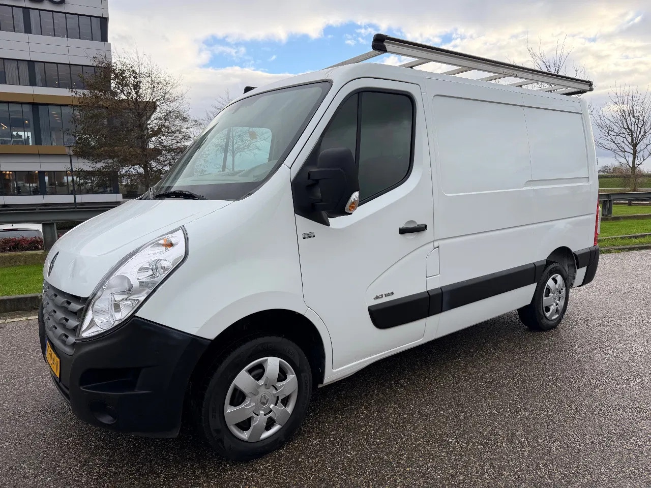 Renault Master - 2.3DCI L1H1 Airco Cruisecontrol Trekhaak - AutoWereld.nl