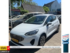 Ford Fiesta - 1.0 EcoBoost Hybrid Titanium Complete BTW auto met oa. navigatie en line assist en cruise