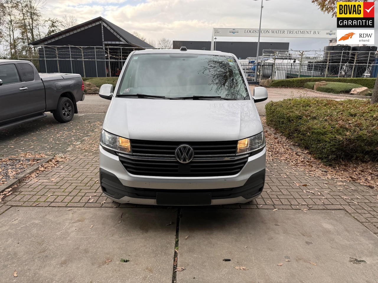 Volkswagen Transporter - 2.0 TDI L2H1 ZILVER AUT 110KW BELG MARGE - AutoWereld.nl