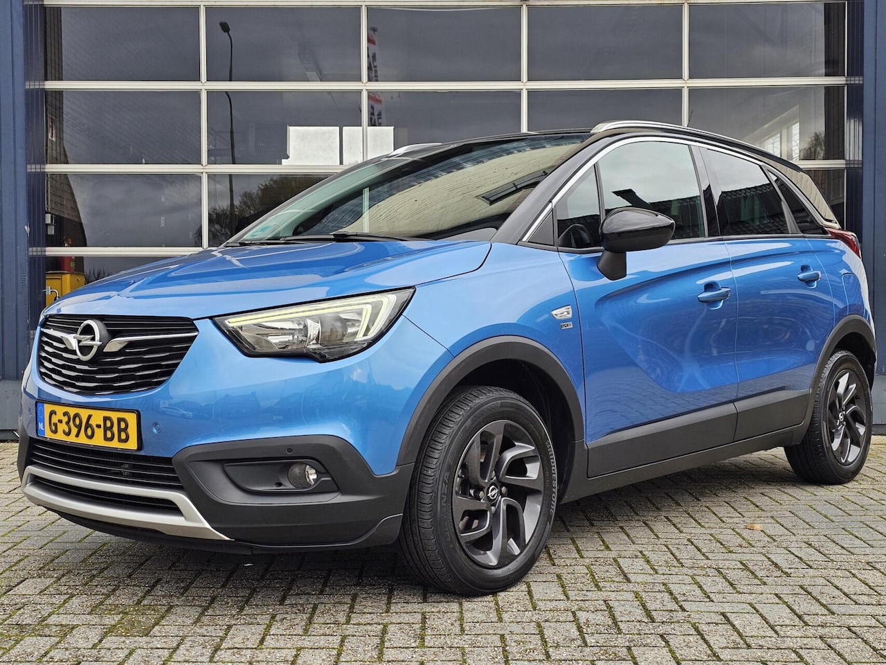 Opel Crossland X - 1.2 Turbo 120 Jaar Edition 1.2 Turbo 120 Jaar Edition - AutoWereld.nl