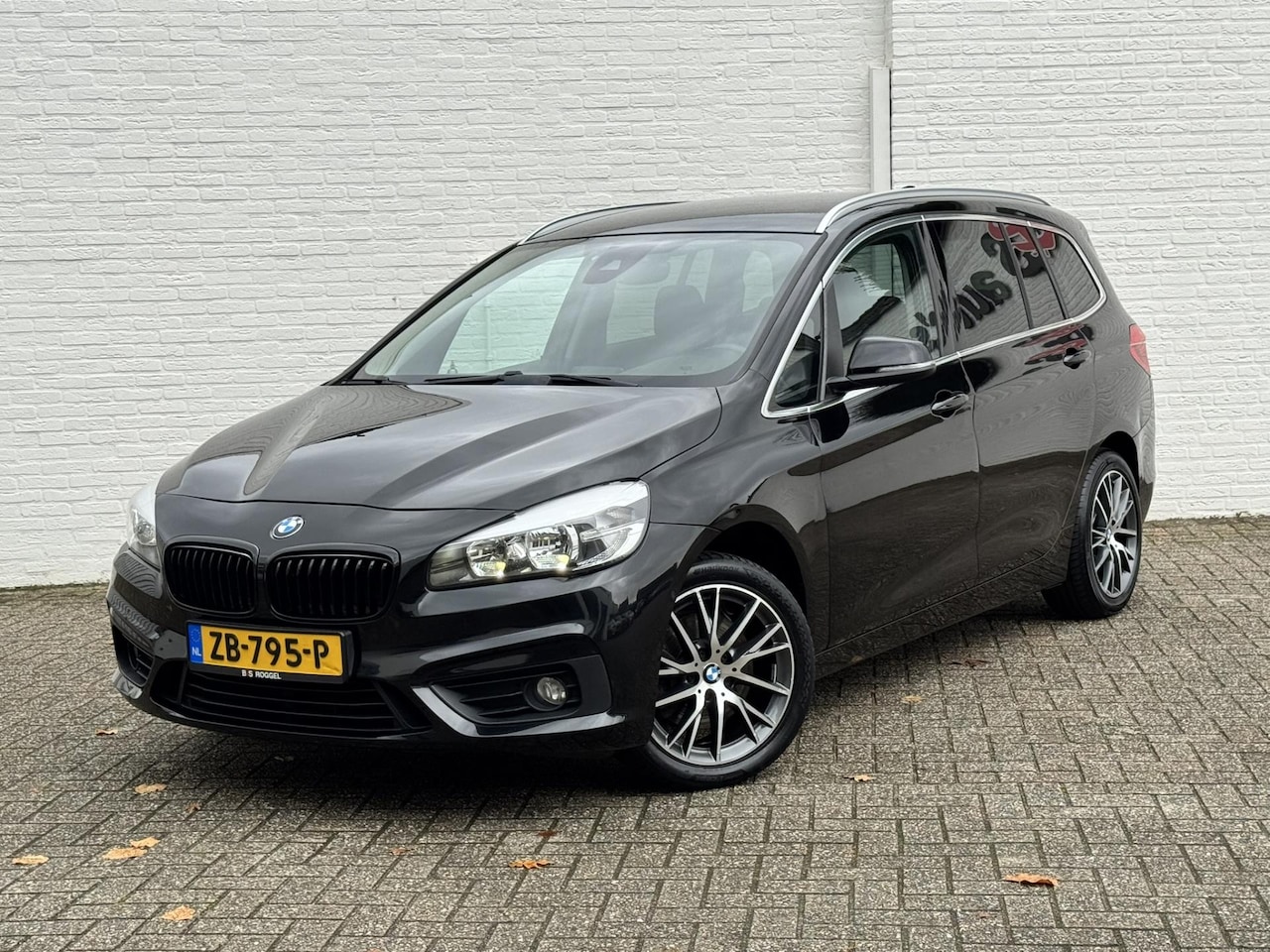 BMW 2-serie Gran Tourer - 218i Luxury 7p. Climate control Cruise control Stoelverwarming Navi PDC Trekhaak - AutoWereld.nl