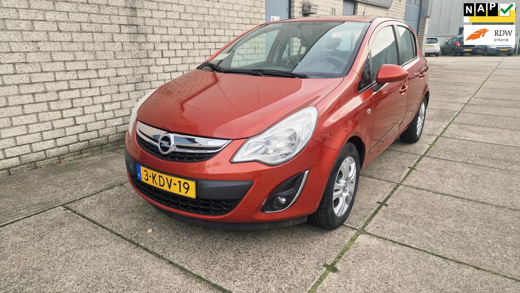 Opel Corsa - 1.2-16V Anniversary Edition Airco NAP - AutoWereld.nl