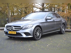 Mercedes-Benz C-klasse - 180 Business Solution | Pano | Navi | Camera | Leder | Stoelverwarming | 19 inch AMG |