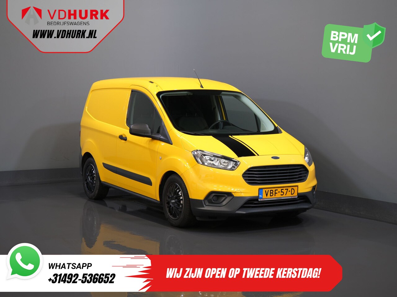 Ford Transit Courier - 1.5 TDCI BPM VRIJ! Euro6/ NL Auto/ Dealer Ond./ Airco/ Trekhaak - AutoWereld.nl