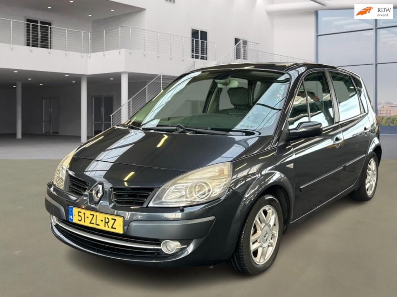Renault Scénic - 1.6-16V Tech Line NAVI PSENSOR CRUISE LEDER TREKHAAK 2 X SLEUTELS - AutoWereld.nl