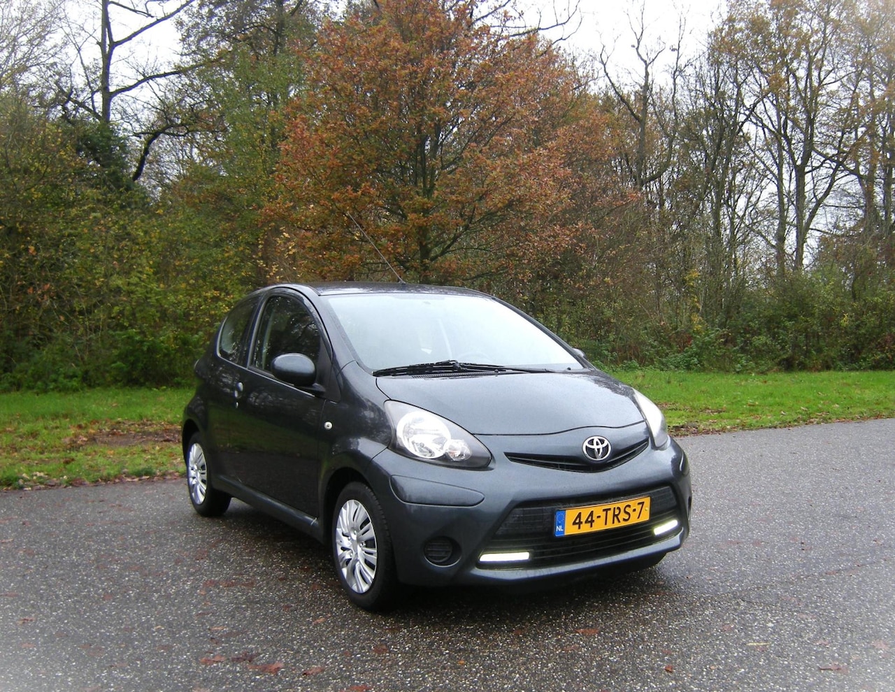 Toyota Aygo - 1.0 VVT-i Aspiration . AUTOMAAT . Airco . Elec ramen . zeer nette auto . - AutoWereld.nl