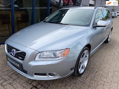 Volvo V70 - 2.5FT R-Design Automaat 230PK LEER / NAVI / XENON / PDC