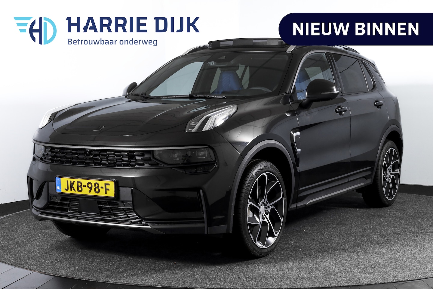 Lynk & Co 01 - 1.5 PHEV 261PK MY24 | Donkere hemel | 7.4 kWh Boordlader | Stoel-+Stuurverw. |  360 Camera - AutoWereld.nl