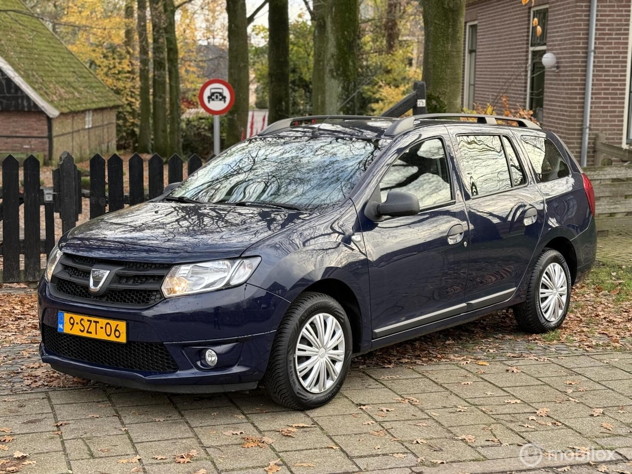 Dacia Logan MCV - 0.9 TCe Lauréate All Season Banden. - AutoWereld.nl