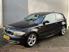 BMW 1-serie - 118d Corporate l Ketting VV l Roetfilter VV l Navi l Climate l Cruise l 6 bak l