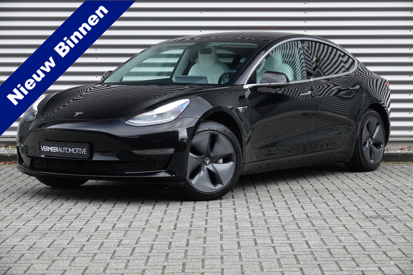 Tesla Model 3 - Standard RWD Plus 60 kWh | Trekhaak | AutoPilot | Wit Leder | - AutoWereld.nl