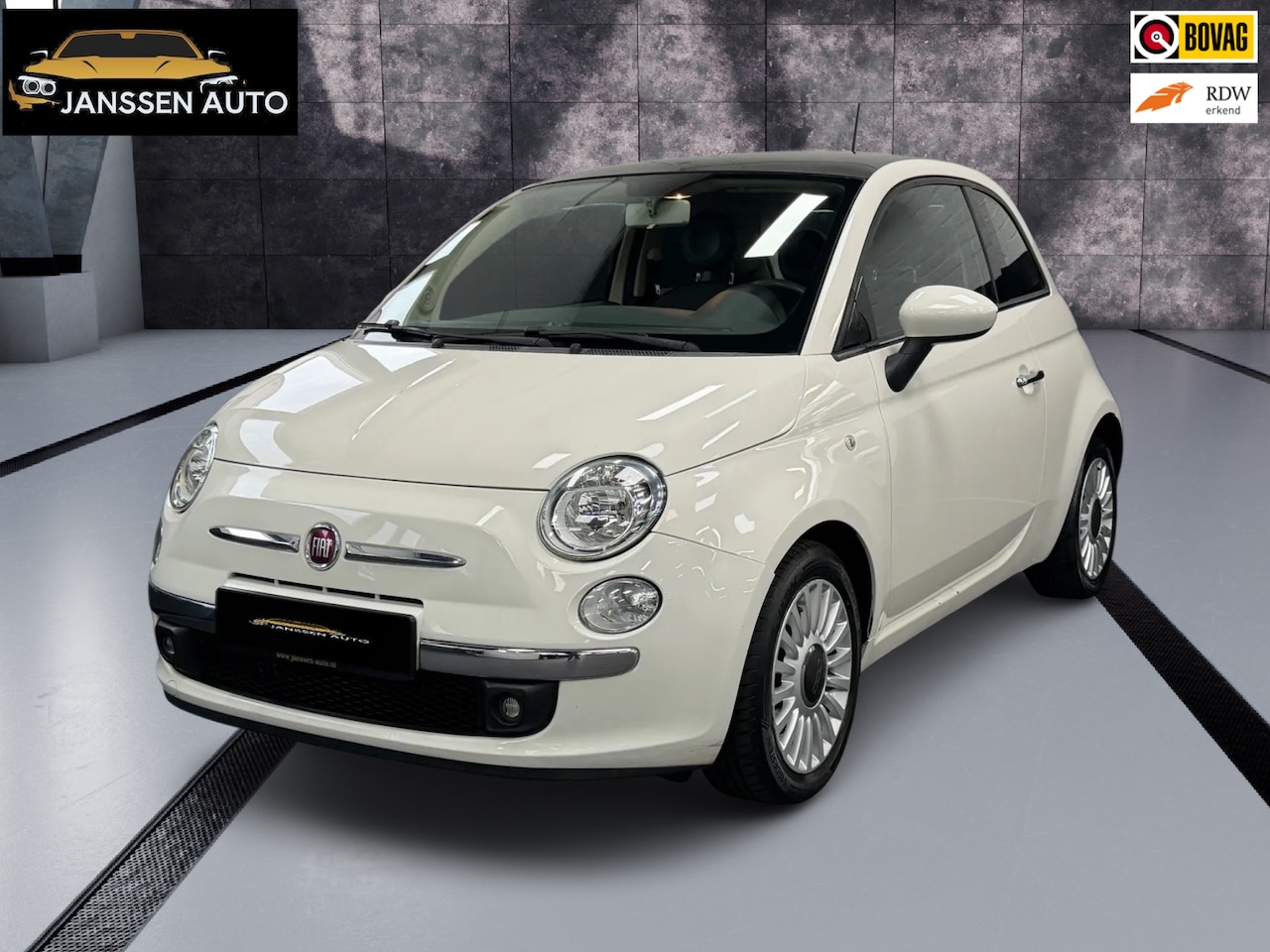 Fiat 500 - 0.9 TwinAir Lounge | Airco | Lichtmetalen Velgen | Panoramadak - AutoWereld.nl